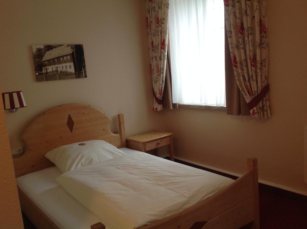 Bei Zwillings Hotel & Restaurant Bobritzsch-Hilbersdorf Εξωτερικό φωτογραφία