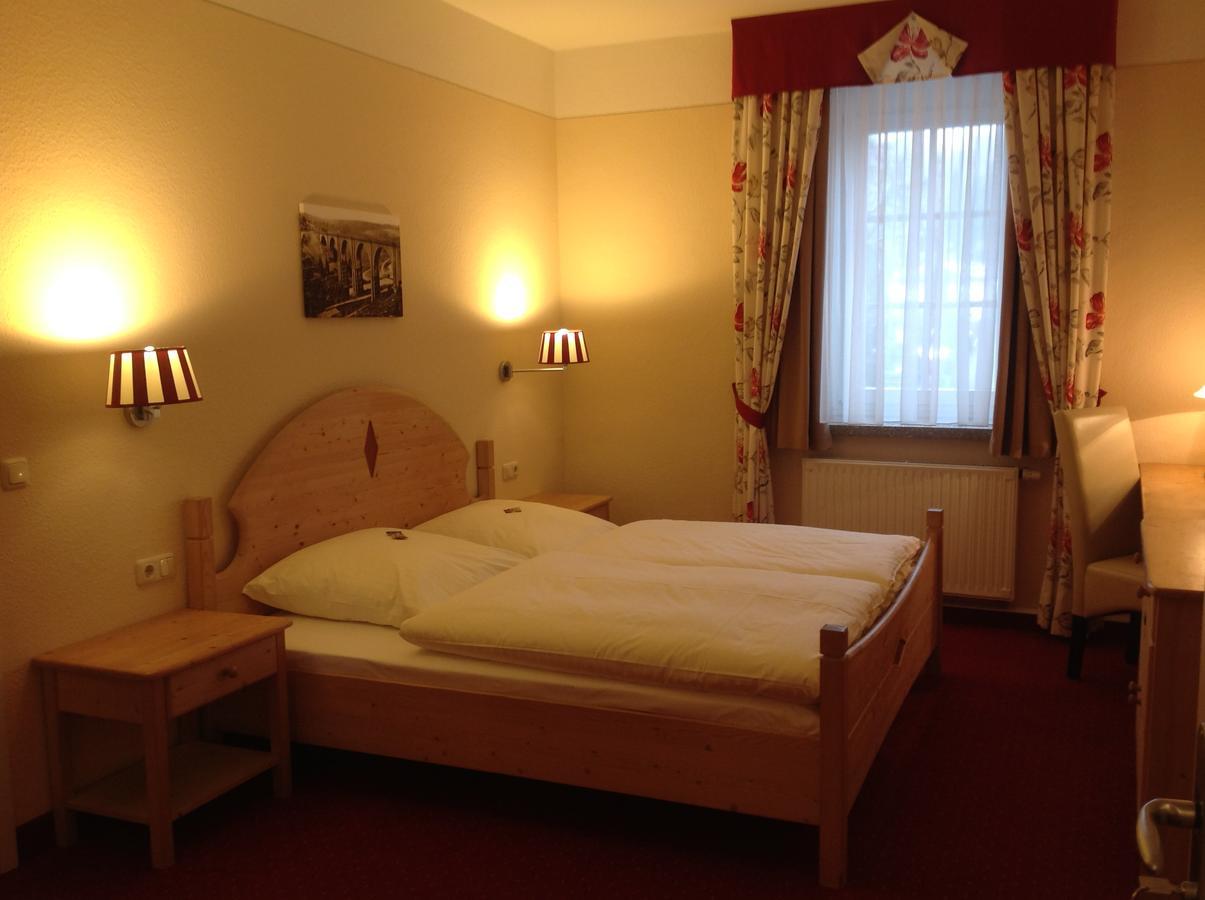 Bei Zwillings Hotel & Restaurant Bobritzsch-Hilbersdorf Εξωτερικό φωτογραφία